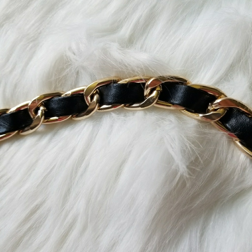 Golden accent chain faux leather statement belt - Picture 2 of 2